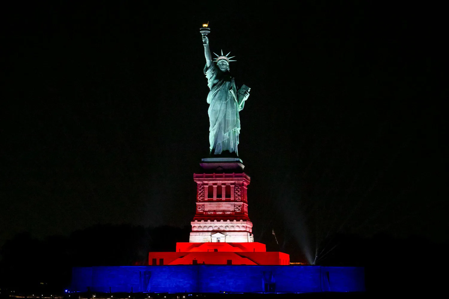 France illuminated the Eiffel Tower and the Statue of Liberty for the 250th anniversary of the USA