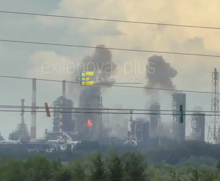 In the russian federation, a drone attack on the Omsk Refinery is recorded thousands of kilometers from the border