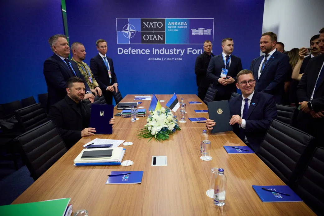 Zelenskyy and the Prime Minister of Estonia signed the Drone Deal: it concerns the production of air defense systems, drones, and ammunition