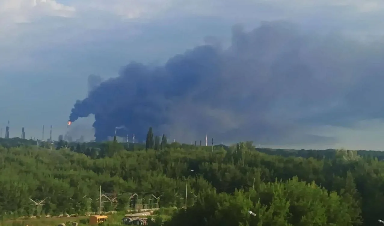 Drones attacked one of the largest oil refineries of Gazprom in Bashkortostan