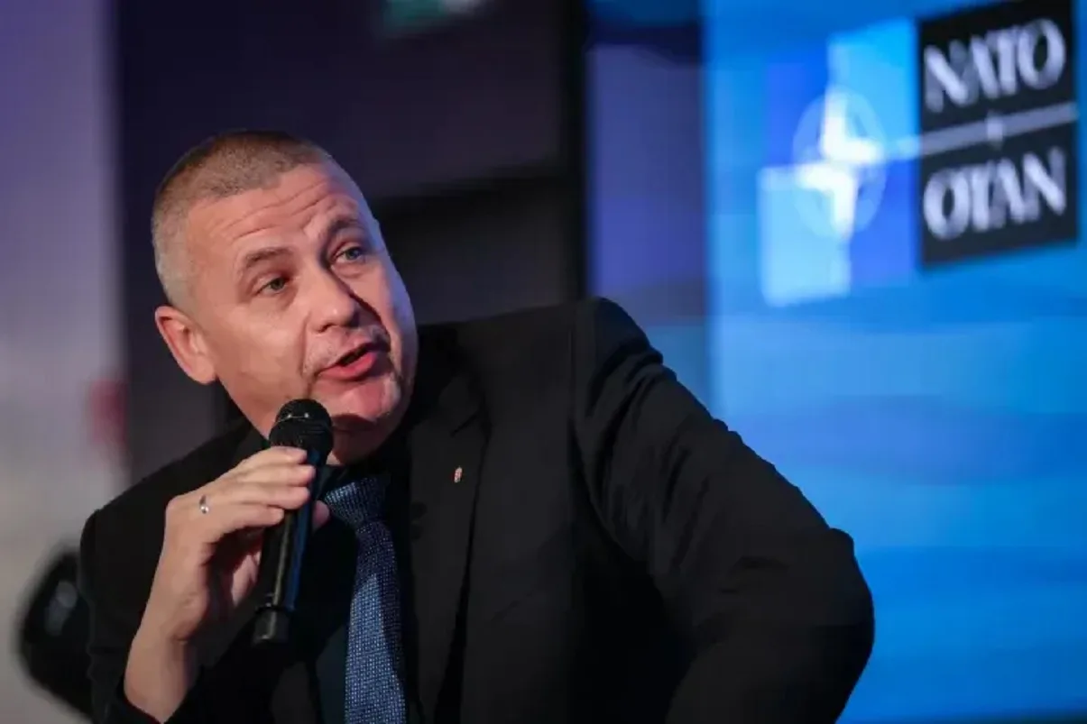Budapest closes the door on Russia and restores trust with NATO - Hungary's Defense Minister