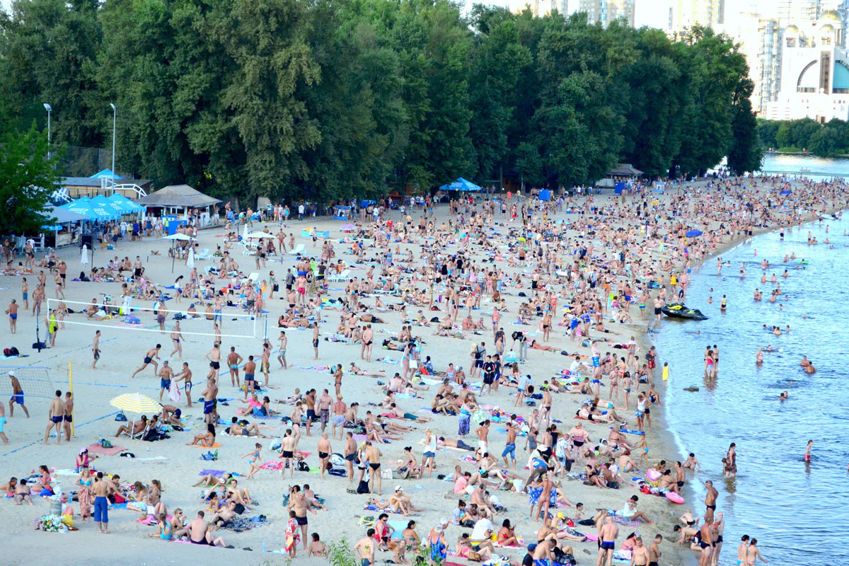 Where to swim in Kyiv: a selection of beaches and pools for summer leisure