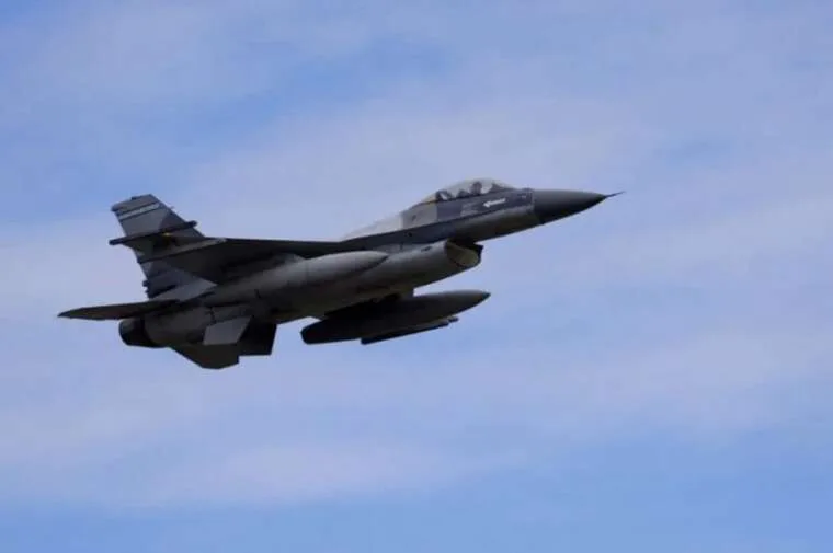 Romanian F-16 shoots down third Russian drone in recent days