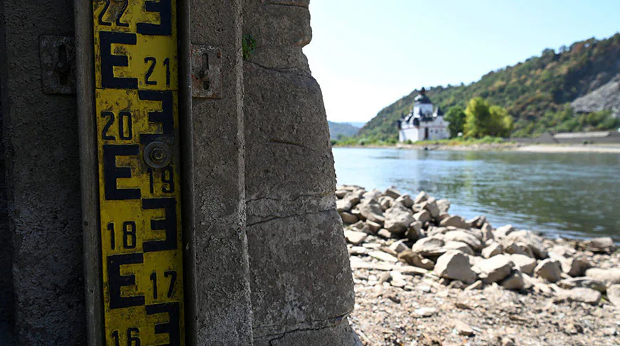 The shallowing of the Rhine has caused fuel prices to rise in Germany