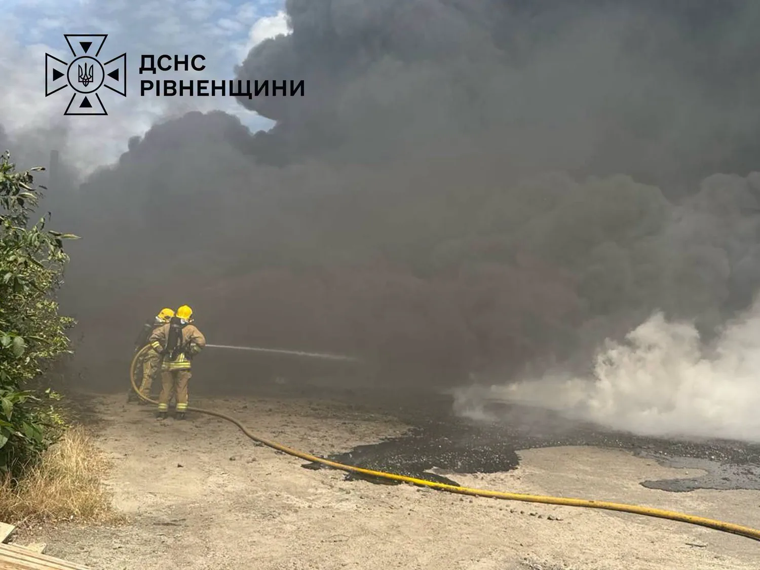 A fire in the Rivne region caused localized air pollution; the level is not critical