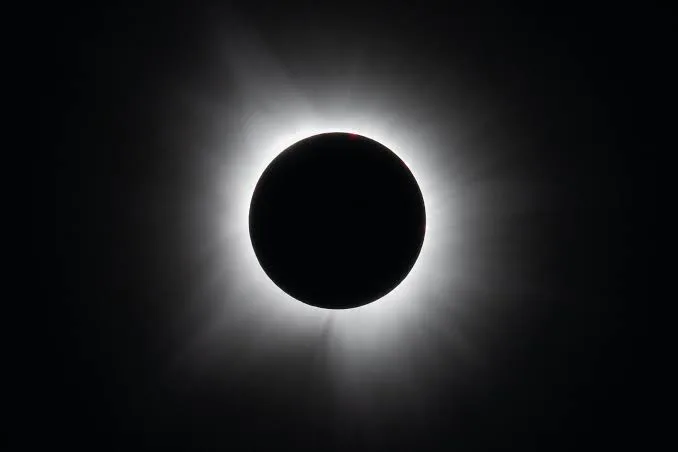 Eclipse craze grips European countries - millions of people are preparing for the "event of the century"