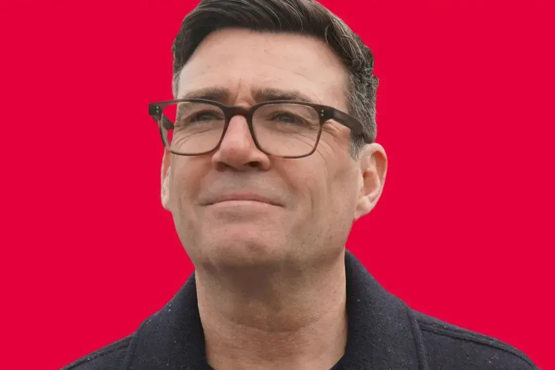 British Prime Minister Burnham exchanged messages with a person posing as Trump's chief of staff - media
