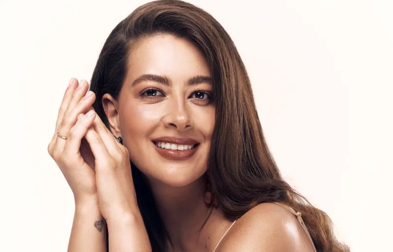 Раміна Есхакзай оголосила про заручини з військовослужбовцем