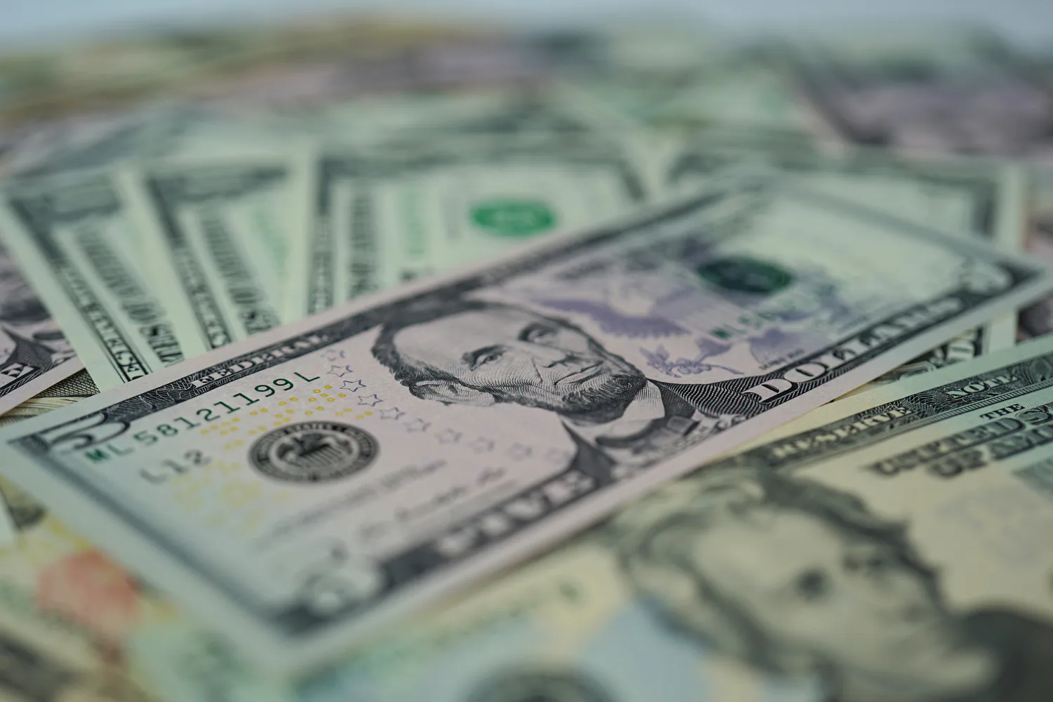 U.S. national debt exceeds $40 trillion for the first time - Reuters