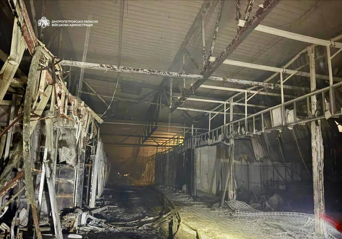 In Kryvyi Rih, the death toll from the Russian attack on the shopping center has risen to 15, while the number of injured has increased to 130.