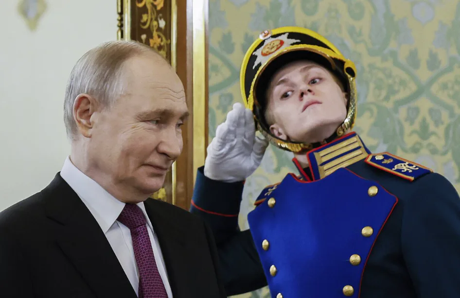 Книгу про сходження путіна до влади та його особисте життя відзначили літературною премією у Франції
