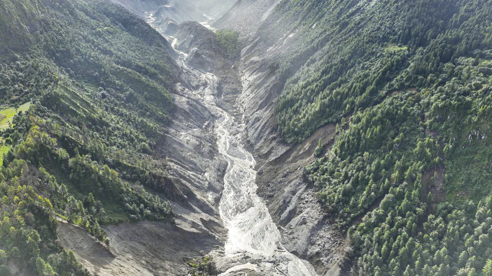 Photo: UNN Nepal: Number of people missing after flood rises to 4,247, with more than 900 dead