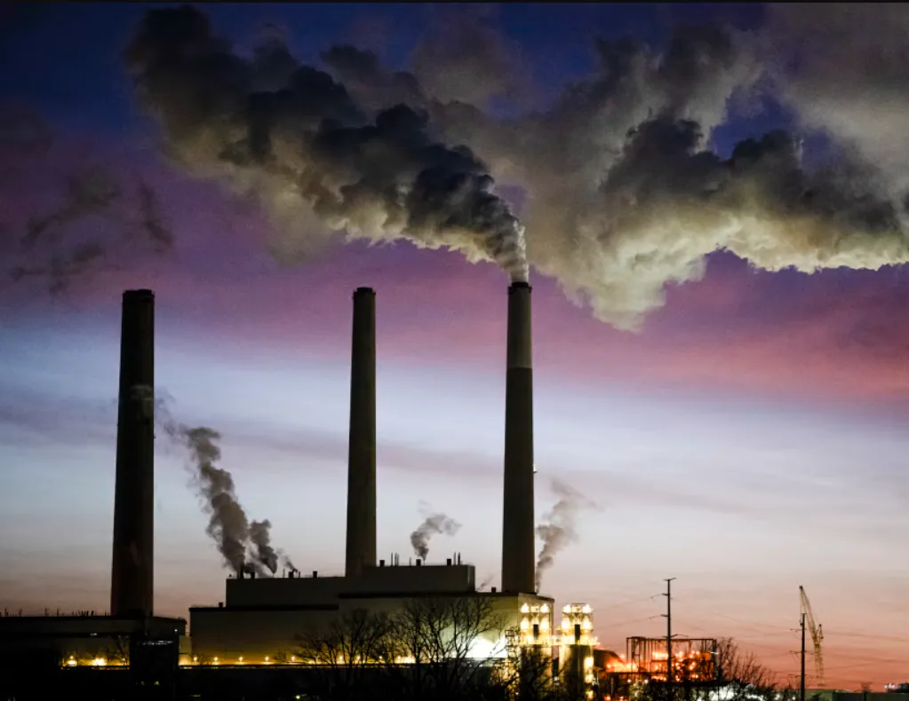 Trump cancels one of the main climate restrictions for power plants in the United States
