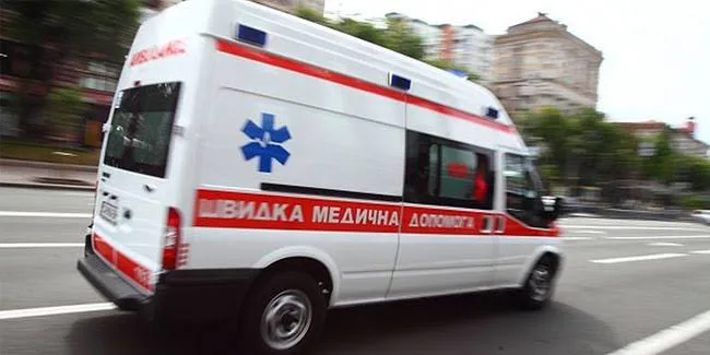 Russia continues to attack Kyiv: another medical facility damaged, more than 30 people injured