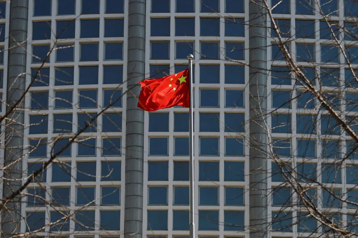 China expands its military presence and opens a support center and aviation academy in Laos