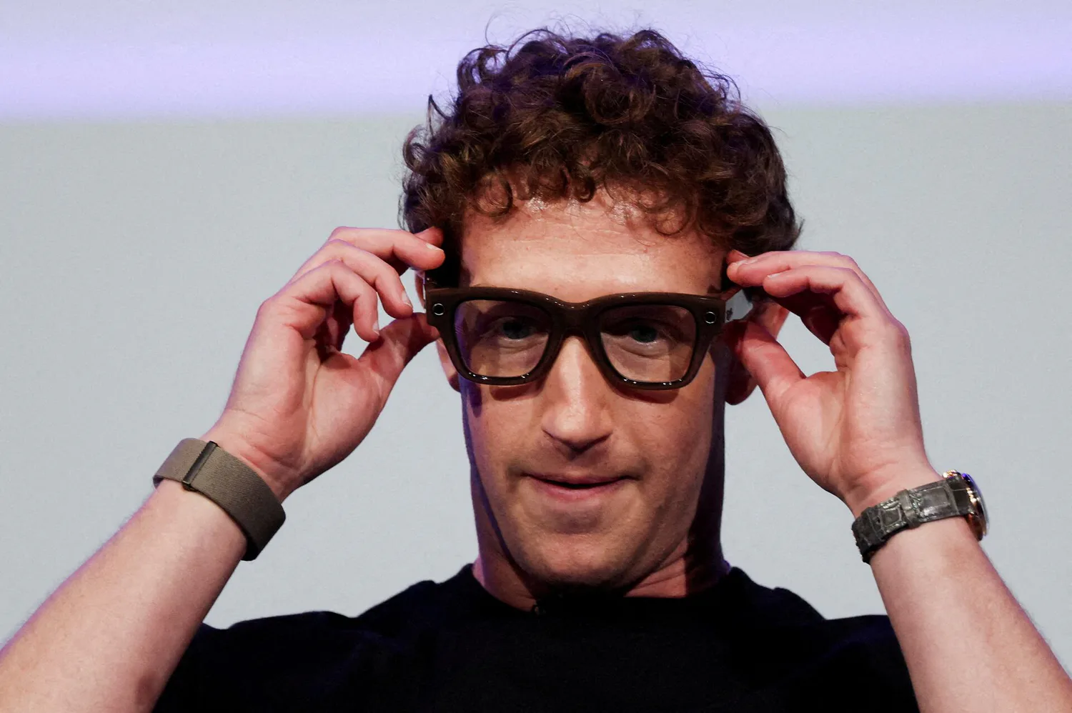 In the Netherlands and Belgium, one of the chains suspended sales of Meta smart glasses — what they fear