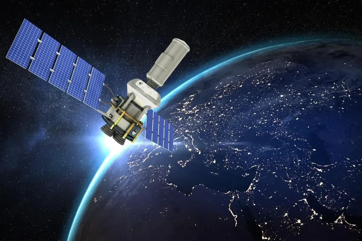 A Russian military satellite came critically close to a U.S.-Finnish satellite that may transmit data to Ukraine — media