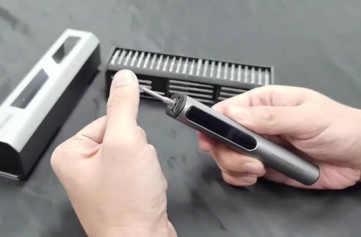 The UK's first smart screwdriver with artificial intelligence, which selects the attachments itself, has been created